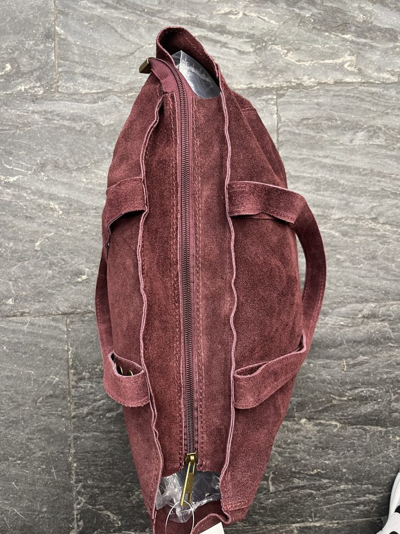 Bolso de Piel Granate con Tachas - Imagen 4