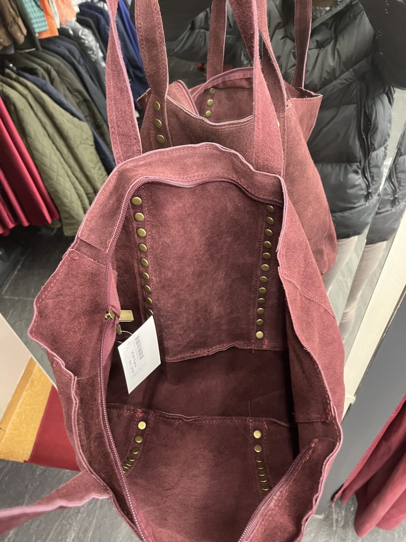 Bolso de Piel Granate con Tachas - Imagen 5