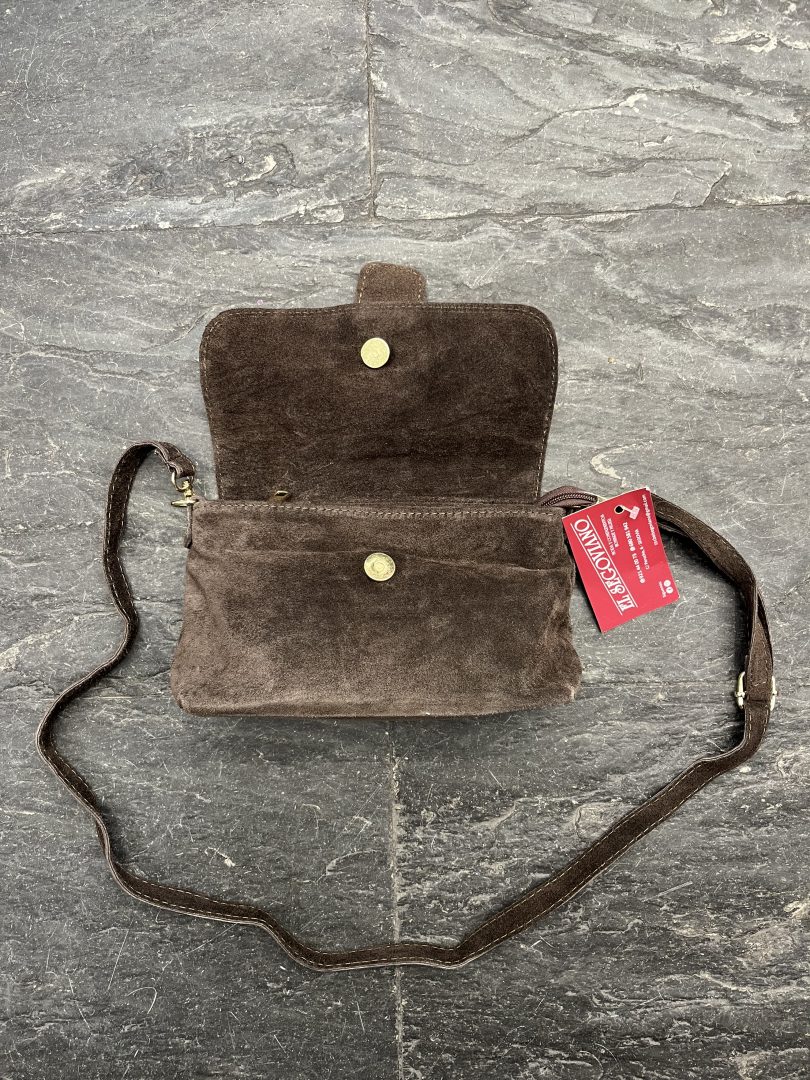 Bolso Marrón de Piel Animal Print con Solapa y Asa Larga - Imagen 3