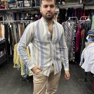 Camisa estilo azul cuello mao 55% lino 45% algodón semientallada