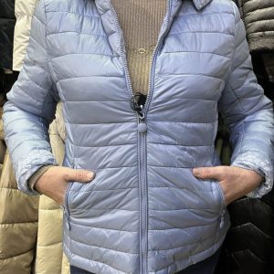 Parka Reversible Azul Celeste Ligera con Capucha Desmontable