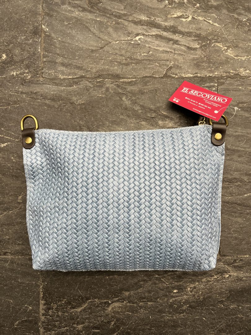 Bolso Piel Trenzada Azul Celeste - Imagen 3