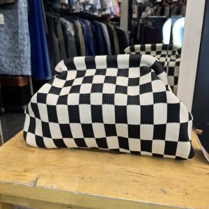 Bolso Cierre Boquilla Cuadros Blanco y Negro