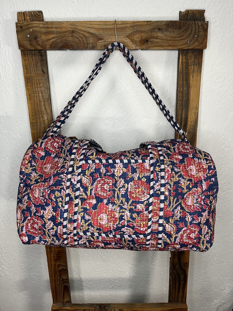 Bolsón Acolchado de Viaje 100% Algodón Estampado Floral Azul y Rojo