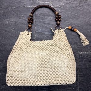 Bolso Rafia con Asa Rígida y Detalles de Madera