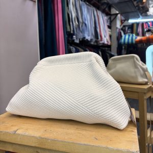 Bolso Cierre Boquilla Liso Color Claro