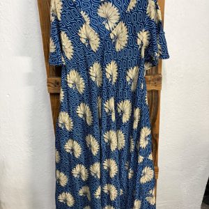 Vestido Seda Estampado Floral Azul Marino