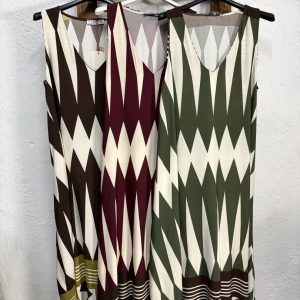 Vestido Asimétrico Sin Mangas