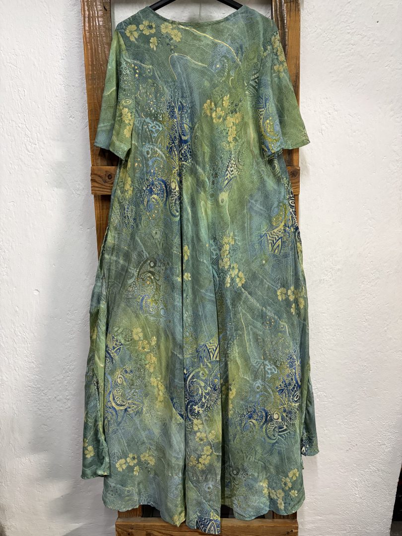 Vestido Seda Verde Agua Artístico - Imagen 2