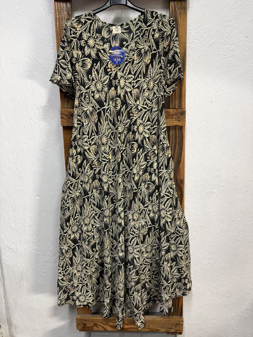 Vestido Seda Floral Negro