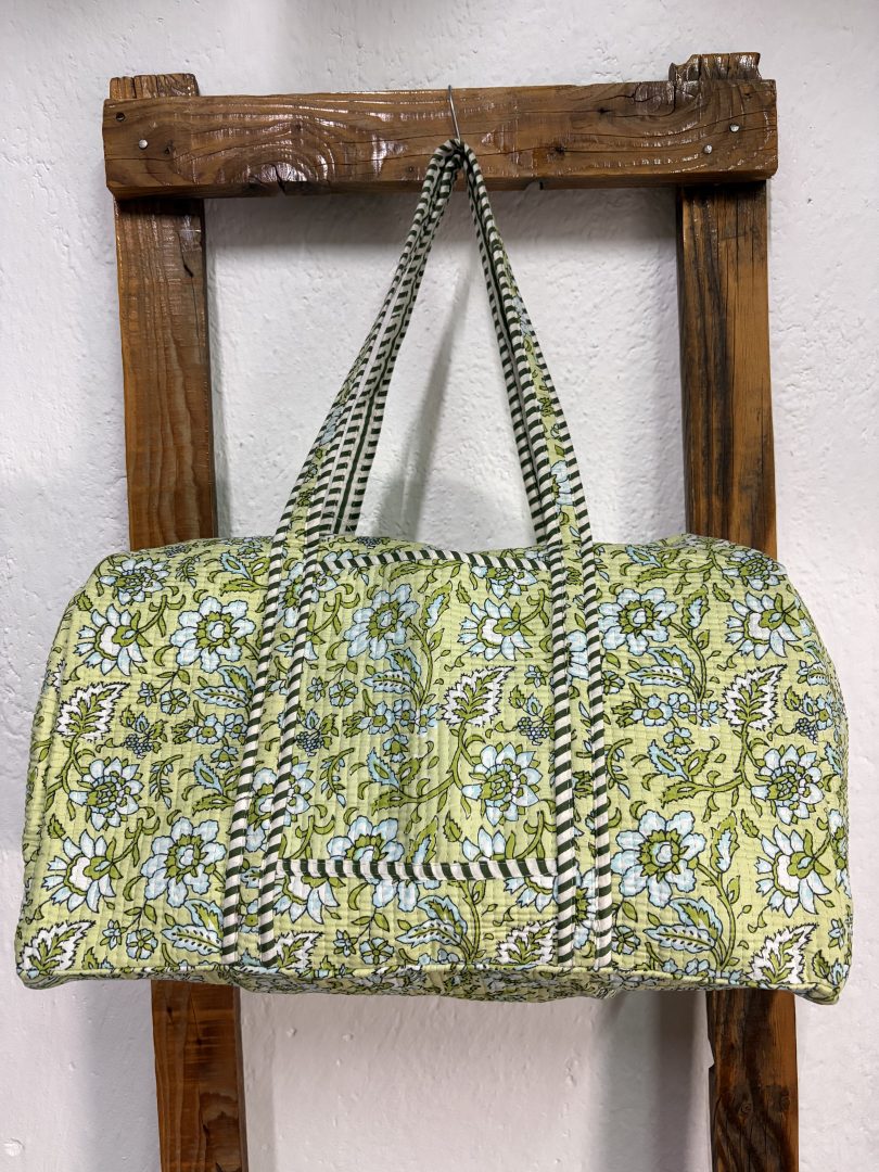 Bolsón Acolchado de Viaje 100% Algodón – Floral Verde