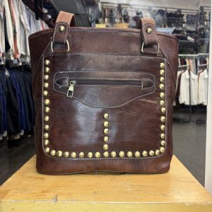 Bolso de Cuero Hecho a Mano con Tachas – Marrón