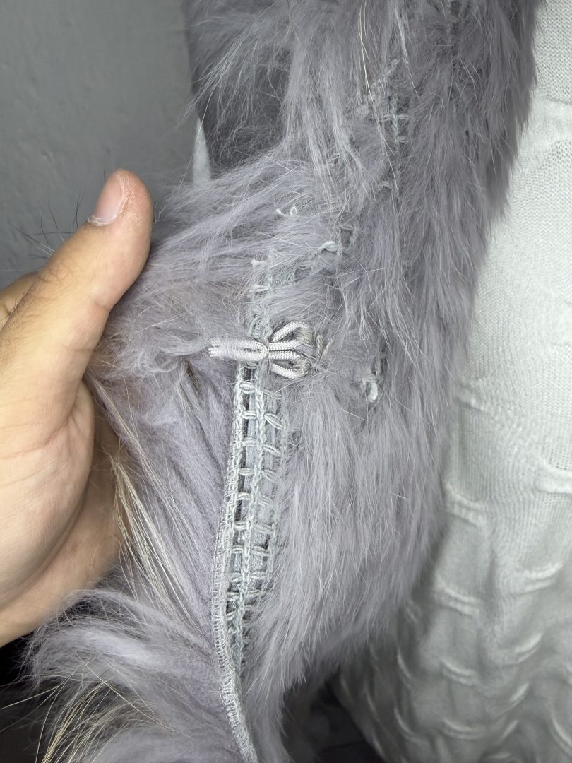 Chaleco Pelo Natural de Conejo y Zorro – Gris Perla - Imagen 5