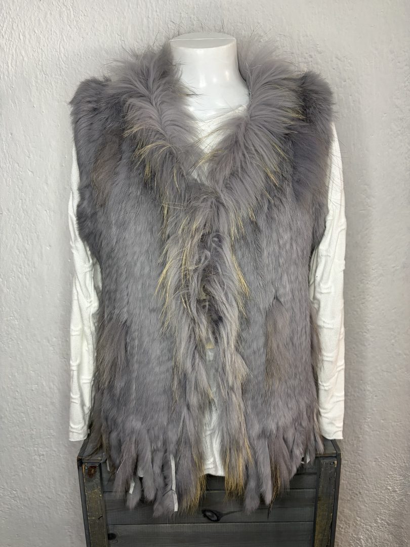 Chaleco Pelo Natural de Conejo y Zorro – Gris Perla